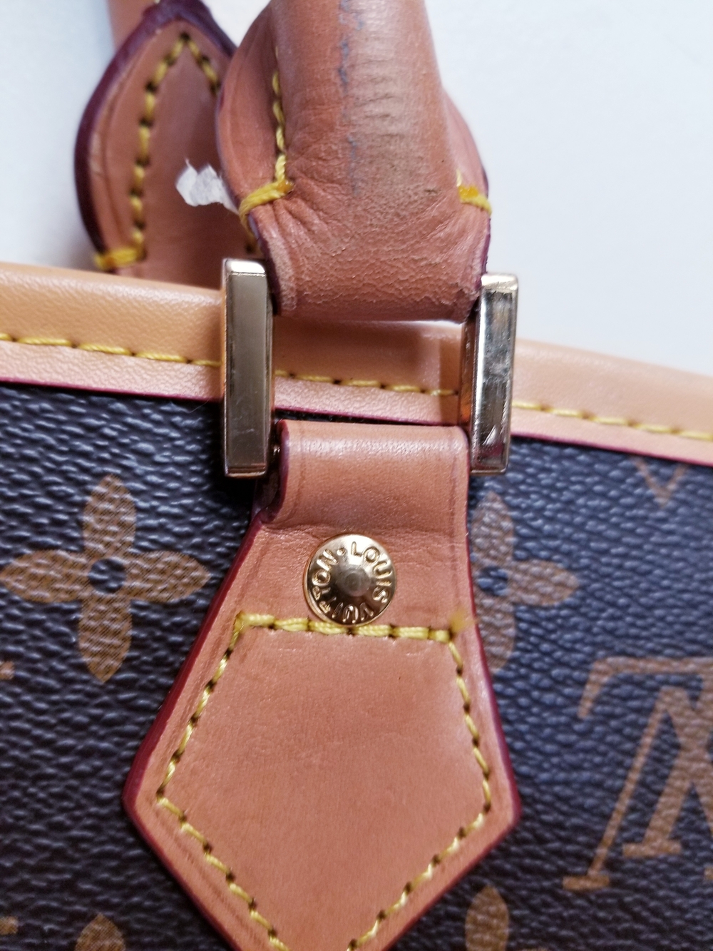 Louis Vuitton Monogram Garment Bag in Brown with Tan Trim - Picture 9 of 12